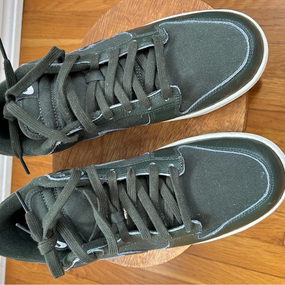 Nike Men's Dark Loden Green Sneakers - Picture 2 of 4